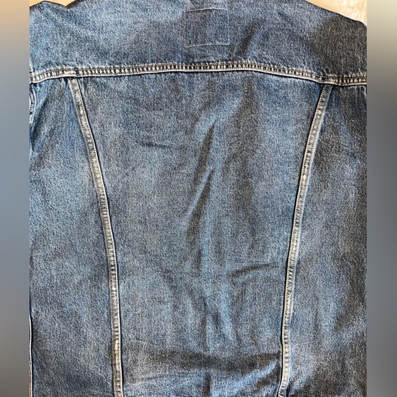 Levi’s Small Women’s Denim Jacket - Picture 8 of 8